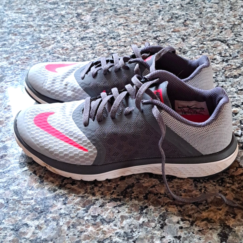 Womens Nike sneakers